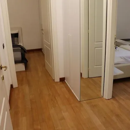 Appartement Dans Un Terrain De Golf, 5 Min De La Mer En Voiture, Parking Gratuit
