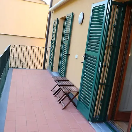 Appartement Dans Un Terrain De Golf, 5 Min De La Mer En Voiture, Parking Gratuit Cogoleto