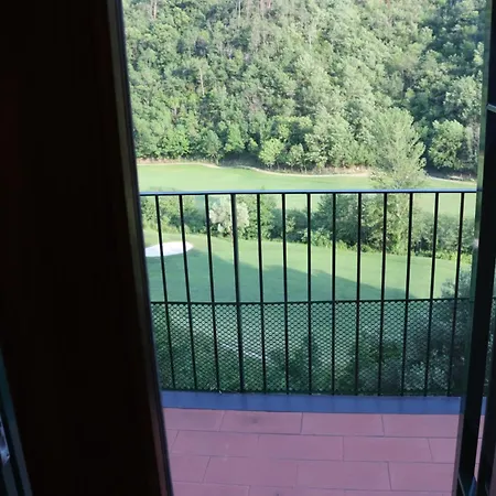 Dans Un Terrain De Golf, 5 Min De La Mer En Voiture, Parking Gratuit Appartement Cogoleto