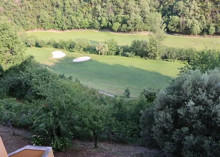 Apartman Dans Un Terrain De Golf, 5 Min De La En Voiture, Parking Gratuit